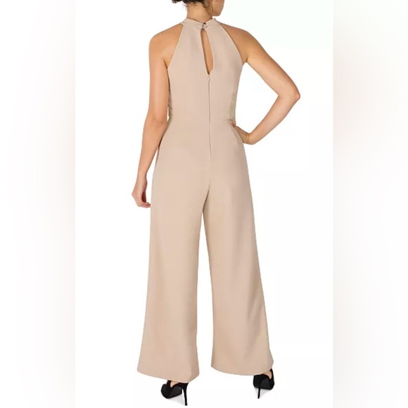 Julia Jordan Twist-Front Halter Jumpsuit COLOR IS CALLED LATTE Size 8 NWOT - Picture 2 of 11